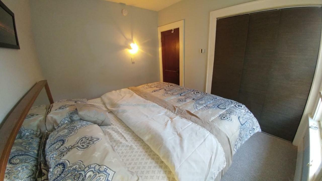 Spacious Frontier Park Apartment Erie Eksteriør billede